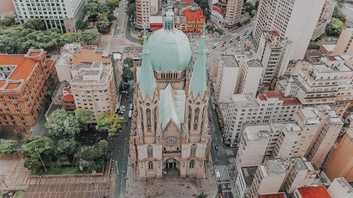 Modernos Andar Alto 50 M Do Metro Bras Centro Sao Paulo